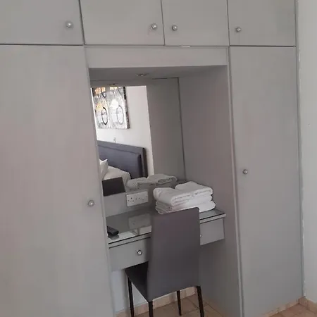 شقة فندقية آيرين